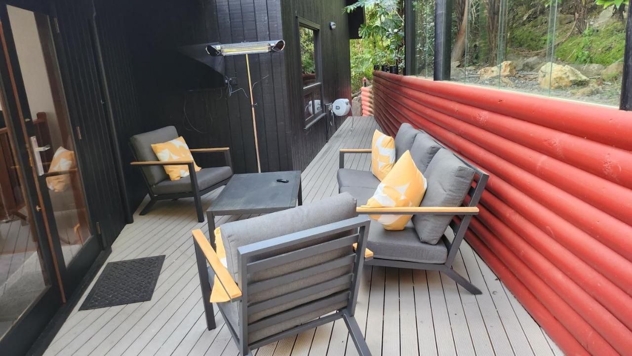 The Black Chalet Whitianga Zewnętrze zdjęcie